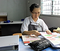 從2011年11月1日加入慈濟幼兒園當老師後，陳麗華覺得自己每一天都過得很充實。【攝影者：胡慧芬】
