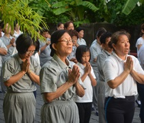 朝山隊伍中不乏年幼的小朋友一起參與。【攝影者：郭健祿（濟恕）】