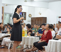 張春慧營養師畢業於柏特拉大學-營養及社會健康學，她也身體力行落實所學，容光煥發的她很具說服力。【攝影者：余國椋】