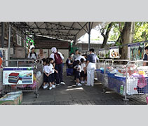 檳城慈濟幼兒園五歲班學生，在老師的帶領下，前往跑馬園環保教育站，進行戶外教學。【攝影者：黃翊晴】