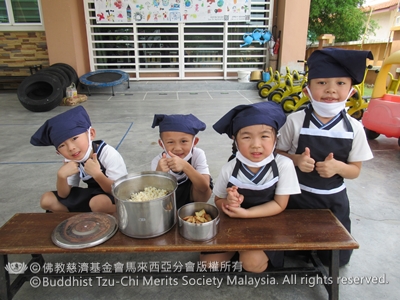 我们炒的“师太饭”完成了。